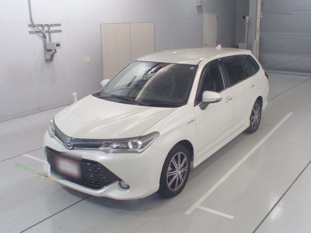 30282 Toyota Corolla fielder NKE165G 2016 г. (CAA Chubu)